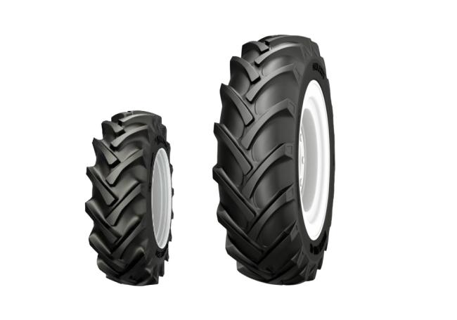 Ein Satz AS-Bereifung